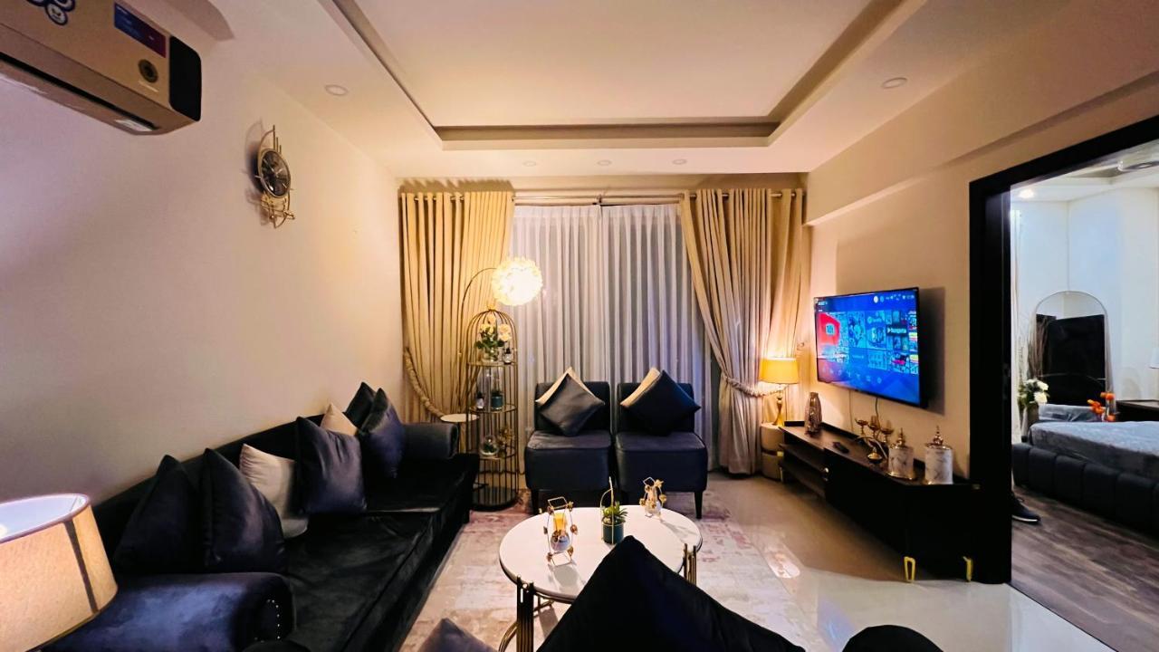 Sky Heights Luxury Apart Facing Centaurus Διαμέρισμα Ισλαμαμπάντ Εξωτερικό φωτογραφία