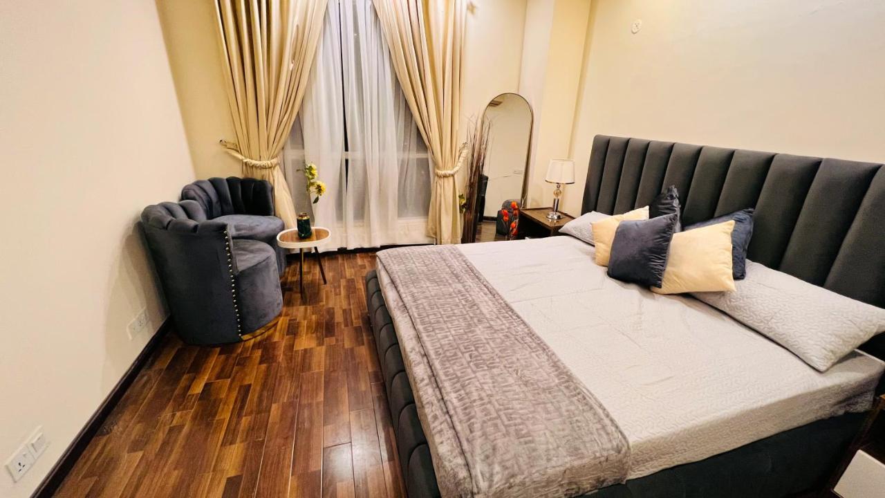 Sky Heights Luxury Apart Facing Centaurus Διαμέρισμα Ισλαμαμπάντ Εξωτερικό φωτογραφία