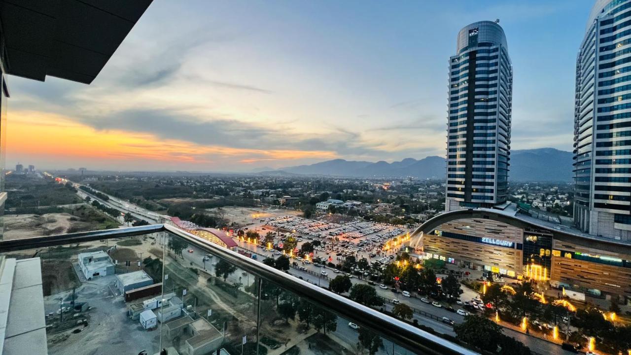 Sky Heights Luxury Apart Facing Centaurus Διαμέρισμα Ισλαμαμπάντ Εξωτερικό φωτογραφία