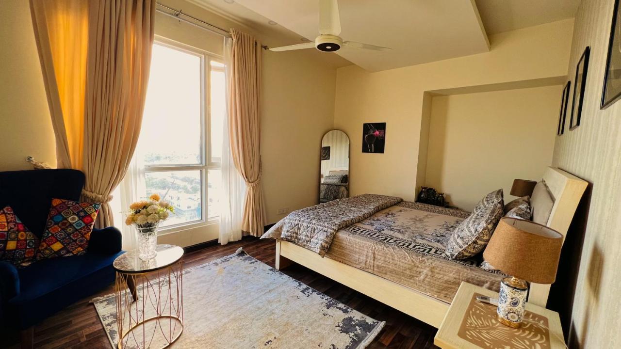 Sky Heights Luxury Apart Facing Centaurus Διαμέρισμα Ισλαμαμπάντ Εξωτερικό φωτογραφία