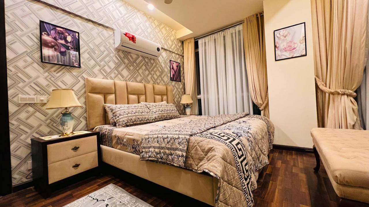 Sky Heights Luxury Apart Facing Centaurus Διαμέρισμα Ισλαμαμπάντ Εξωτερικό φωτογραφία