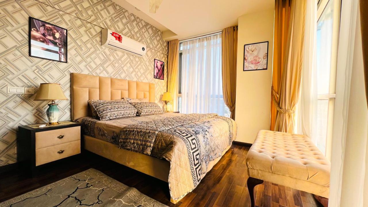 Sky Heights Luxury Apart Facing Centaurus Διαμέρισμα Ισλαμαμπάντ Εξωτερικό φωτογραφία