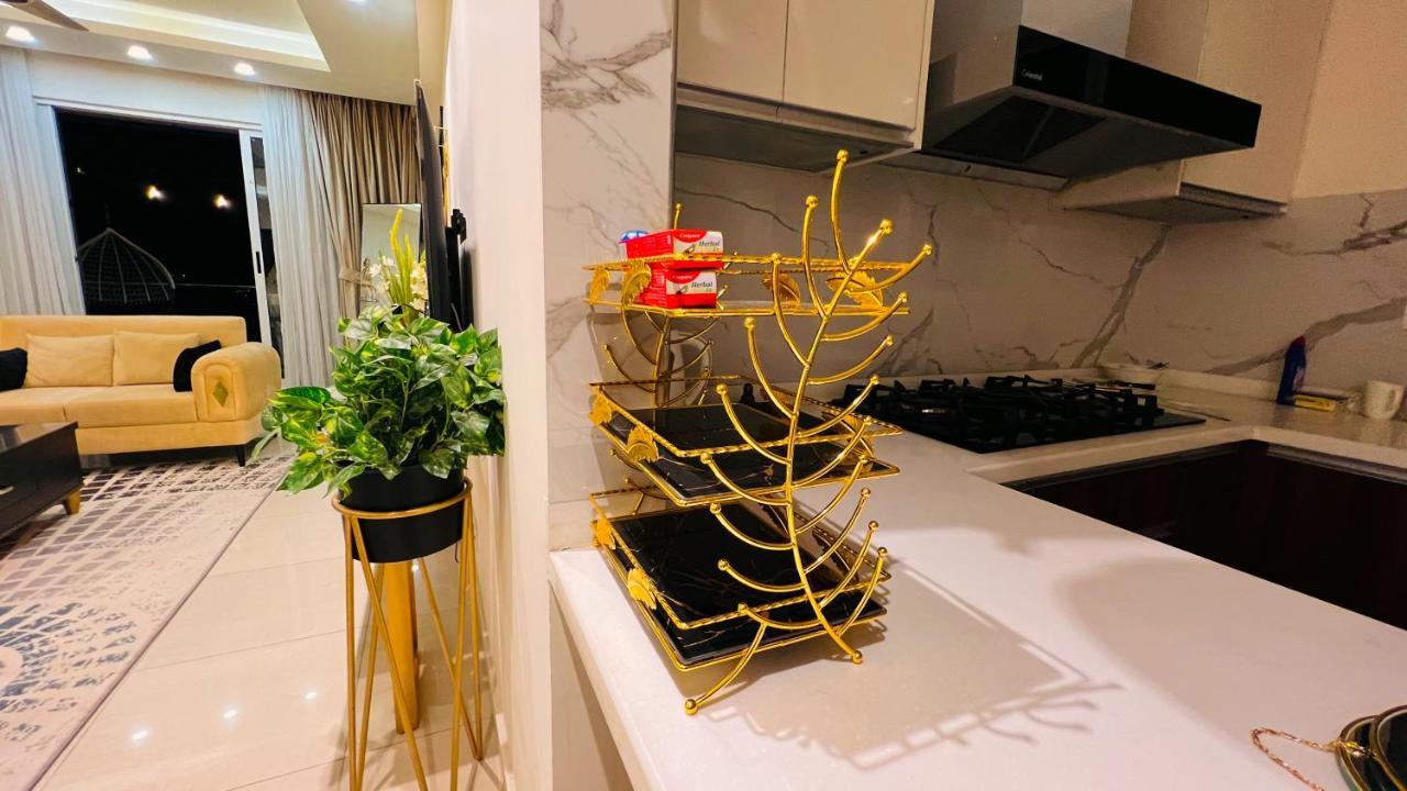 Sky Heights Luxury Apart Facing Centaurus Διαμέρισμα Ισλαμαμπάντ Εξωτερικό φωτογραφία
