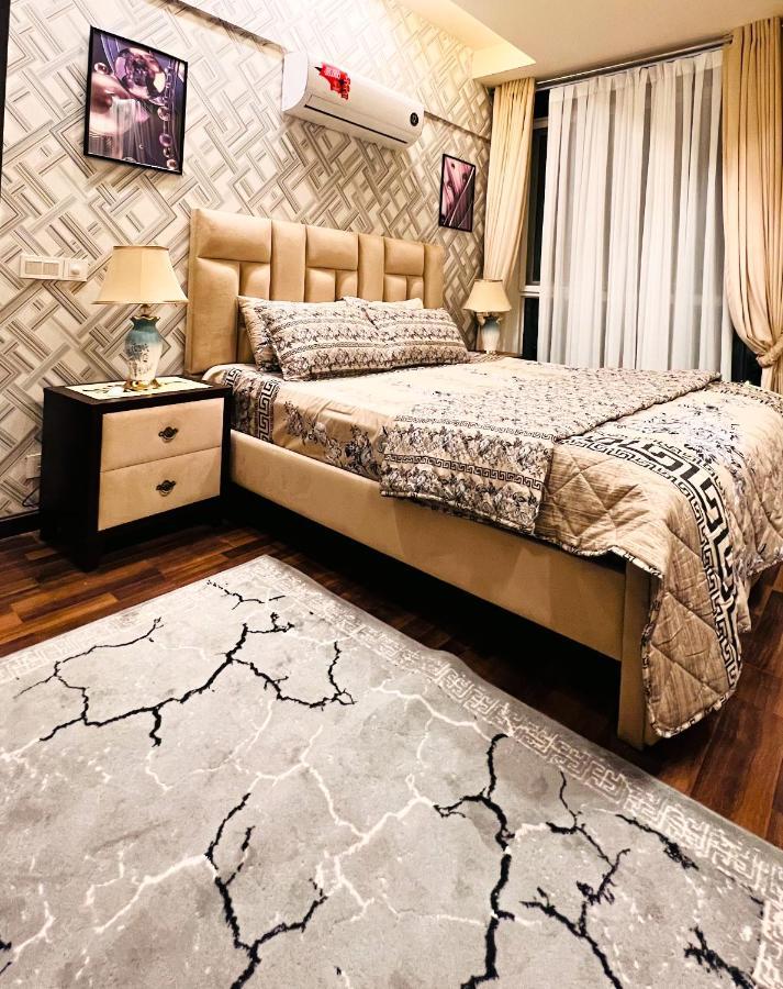 Sky Heights Luxury Apart Facing Centaurus Διαμέρισμα Ισλαμαμπάντ Εξωτερικό φωτογραφία