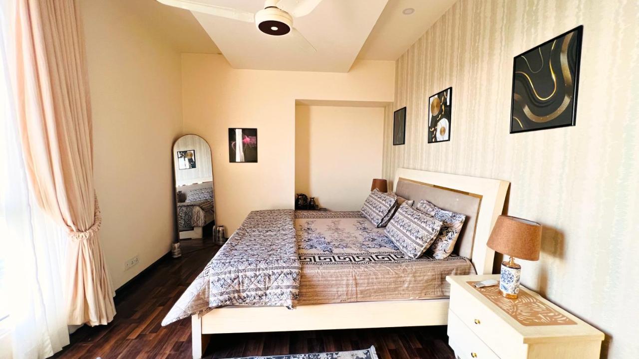 Sky Heights Luxury Apart Facing Centaurus Διαμέρισμα Ισλαμαμπάντ Εξωτερικό φωτογραφία