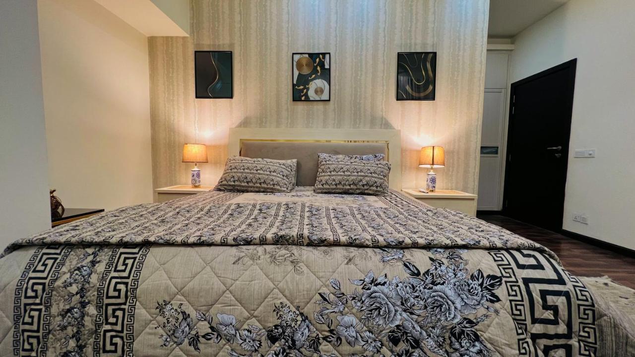 Sky Heights Luxury Apart Facing Centaurus Διαμέρισμα Ισλαμαμπάντ Εξωτερικό φωτογραφία