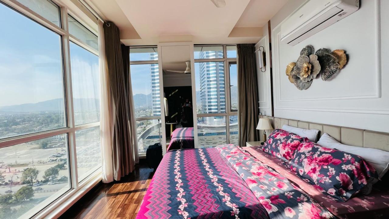 Sky Heights Luxury Apart Facing Centaurus Διαμέρισμα Ισλαμαμπάντ Εξωτερικό φωτογραφία